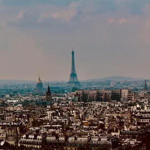 Cosy - Eiffel Tower Paris